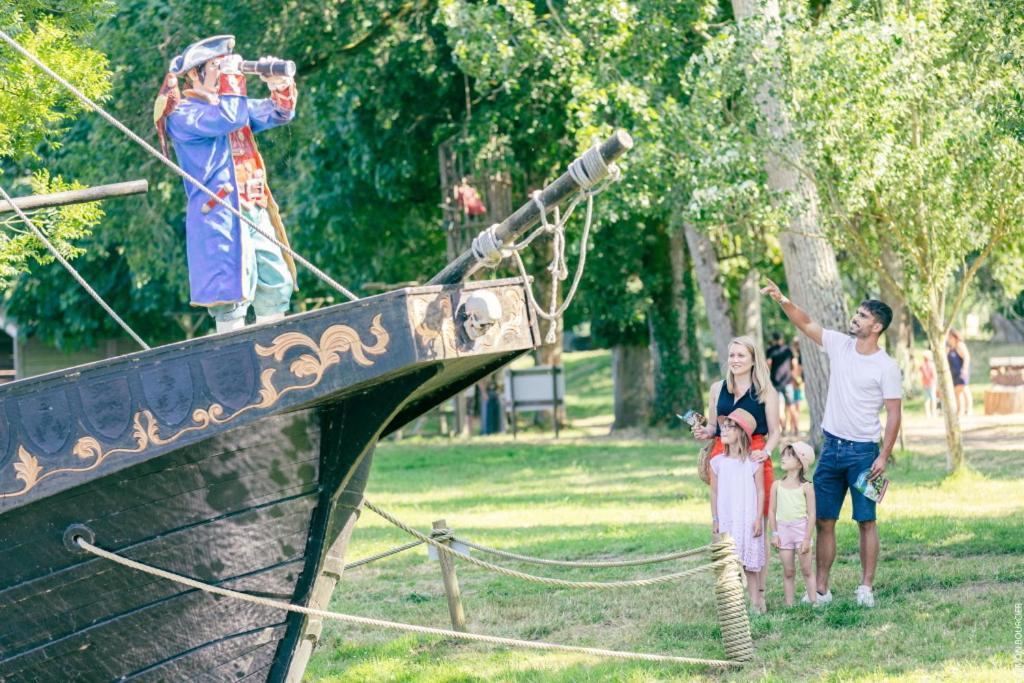 Gite Douceur De Vivre Saint-Avaugourd-des-Landes المظهر الخارجي الصورة